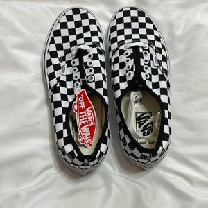 Vans checkerboard lace up shoes